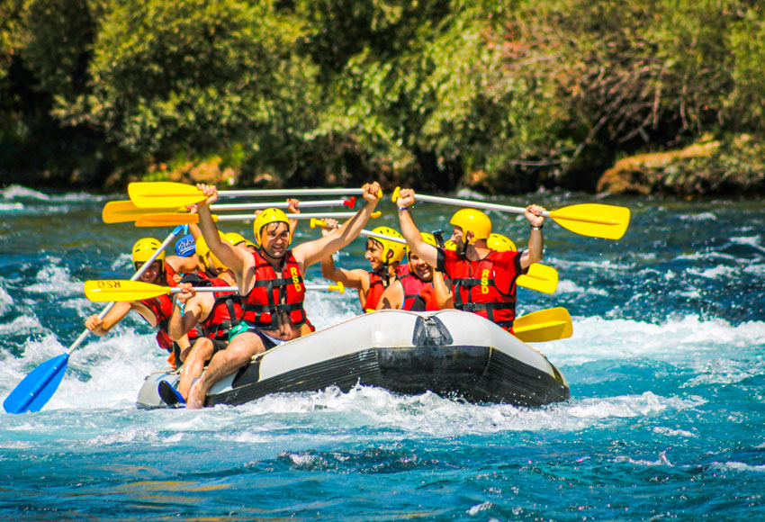 Rafting tours